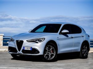 Alfa-Romeo_Stelvio 2020