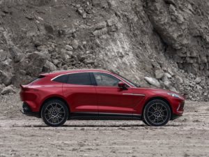 Aston Martin DBX 2021