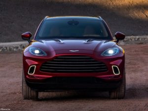 Aston Martin DBX 2021