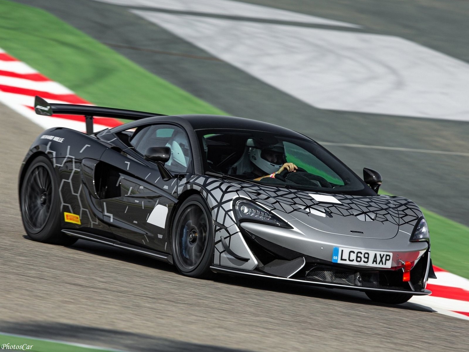 McLaren 620R 2020