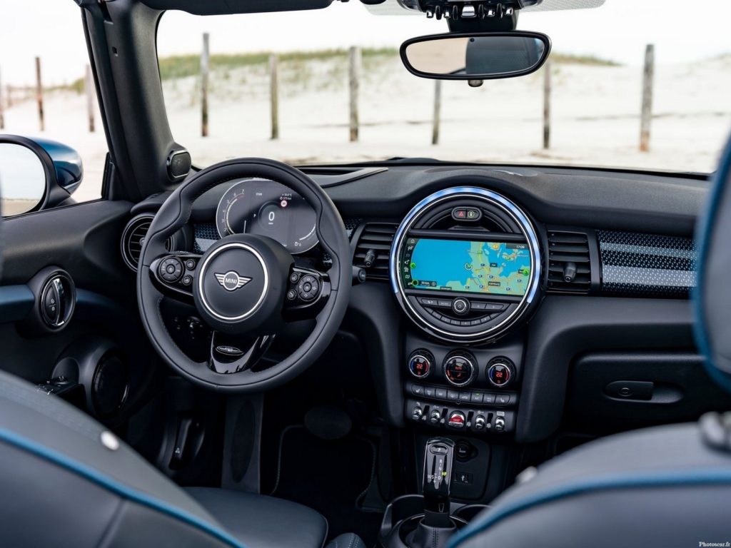 Mini Convertible Sidewalk 2020