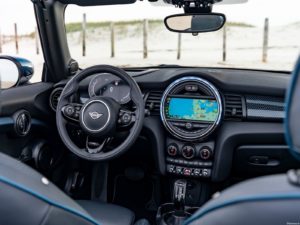 Mini Convertible Sidewalk 2020