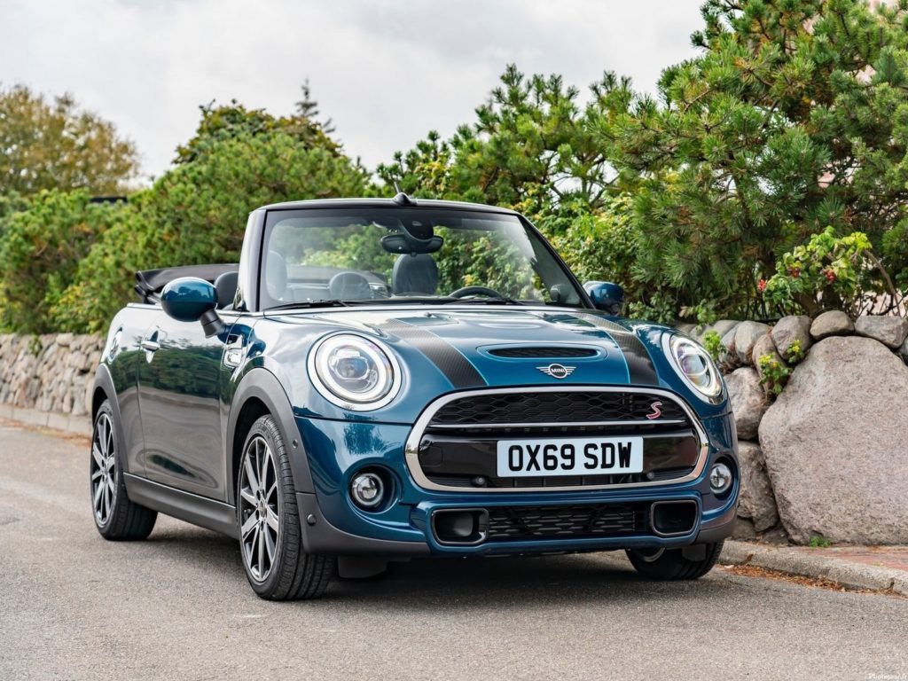 Mini Convertible Sidewalk 2020
