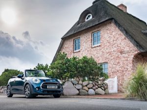 Mini Convertible Sidewalk 2020