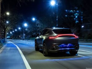 Aston Martin DBX by Q 2021