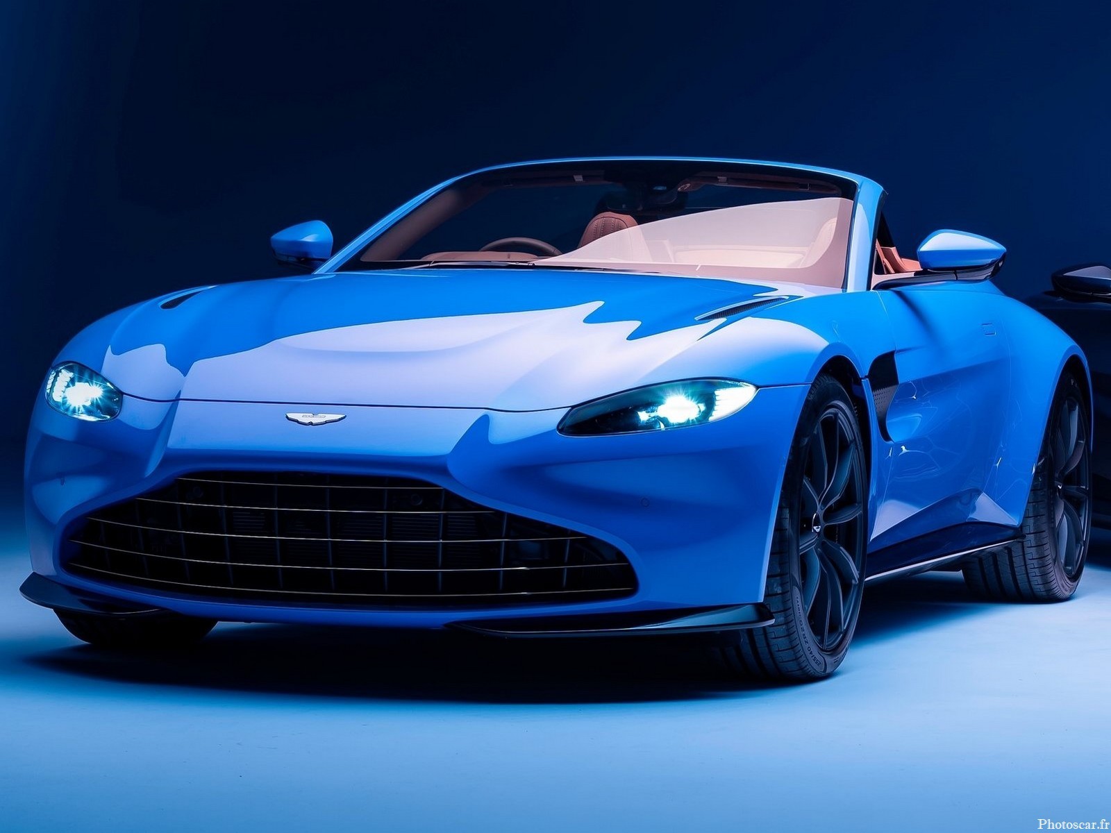 2021 Aston Martin Vantage Roadster