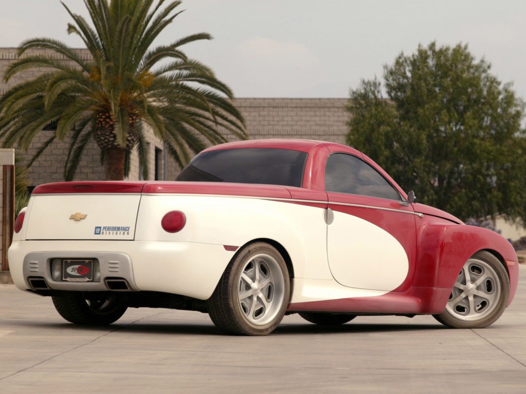 SO-CAL Chevrolet SSR Bonneville Salt Flats 2004