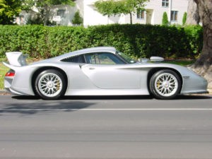 Porsche 911 GT1 Strassenversion