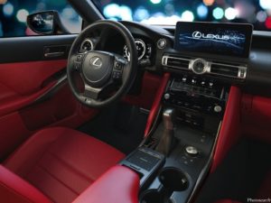 Lexus IS 2021