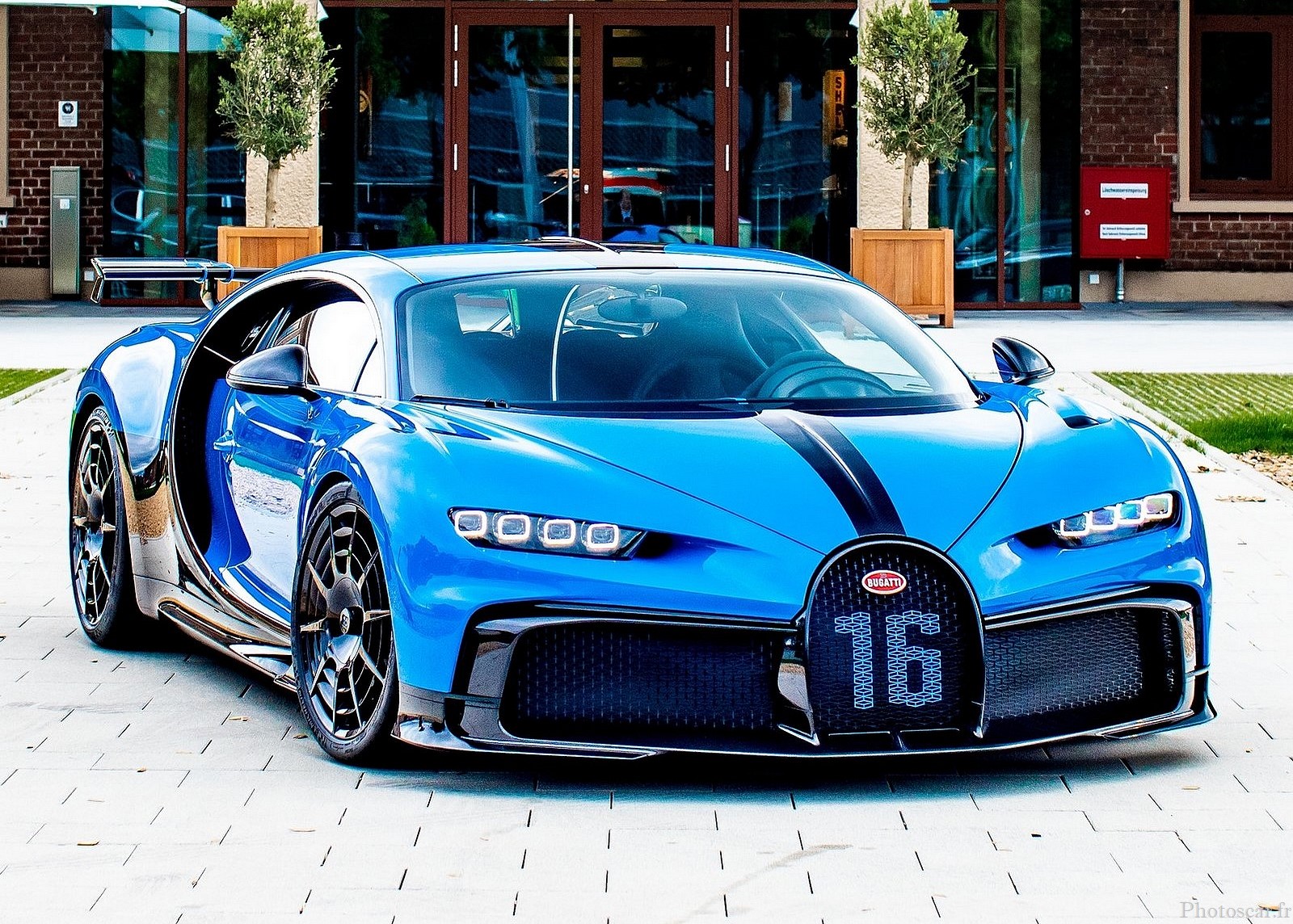 Unparalleled Power: The 2021 Bugatti Chiron Pur Sport