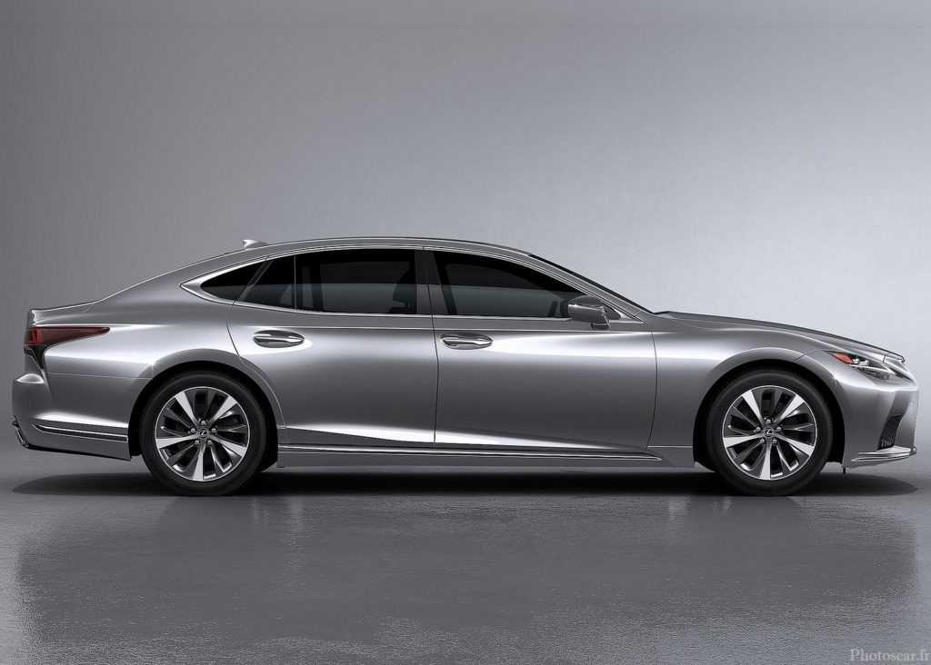 Lexus LS 2021