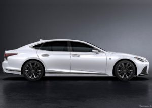 Lexus LS 2021