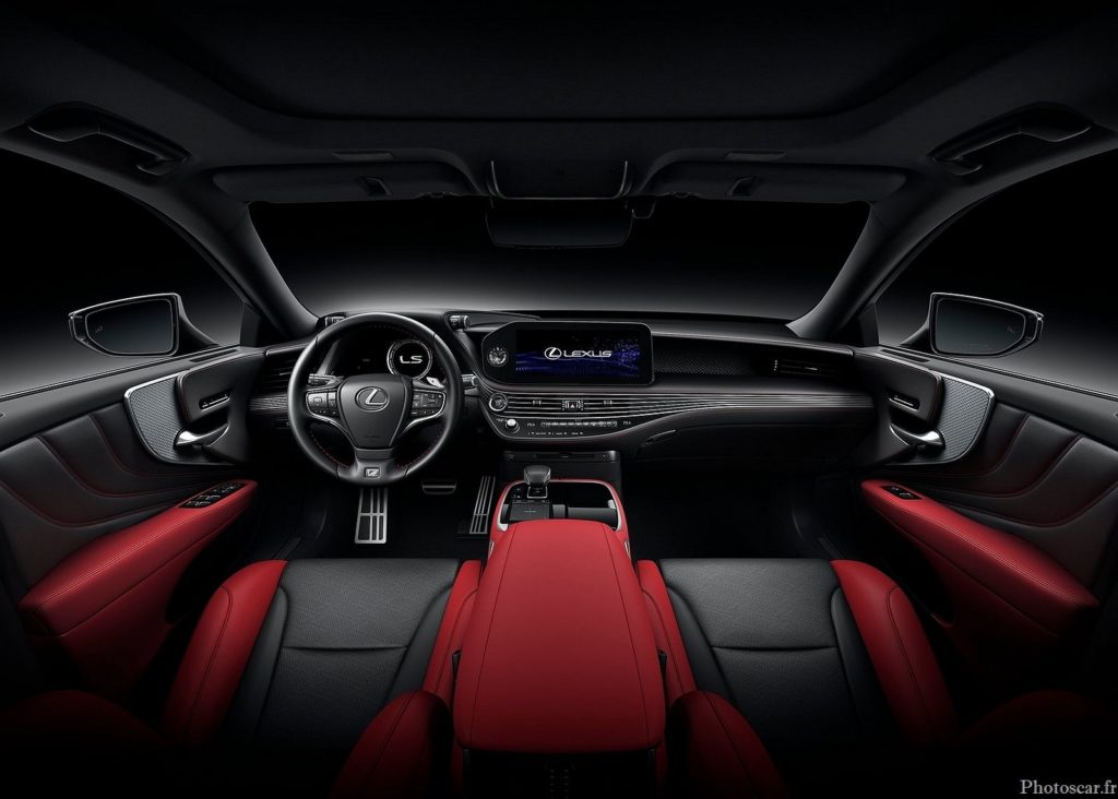 Lexus LS 2021