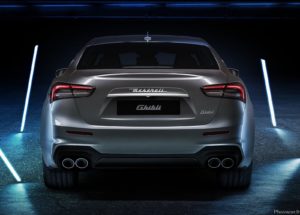 Maserati Ghibli Hybrid 2021
