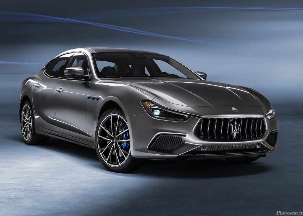 Maserati Ghibli Hybrid 2021