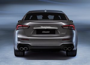 Maserati Ghibli Hybrid 2021