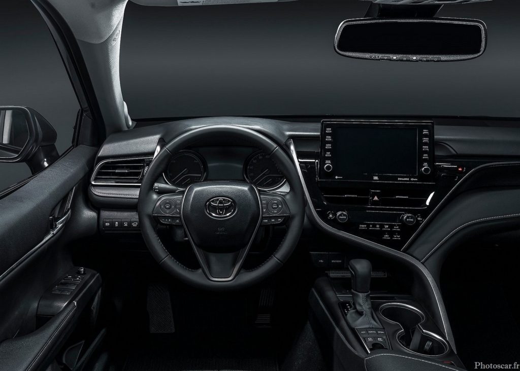 Toyota Camry 2021