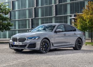 BMW 545e xDrive Sedan 2021