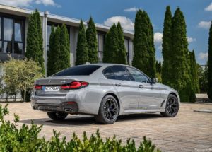 BMW 545e xDrive Sedan 2021