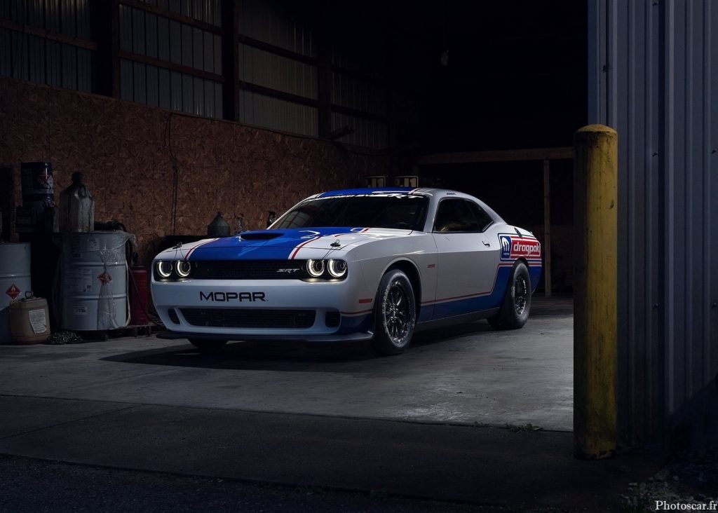 Dodge Challenger Mopar Drag Pak 2021