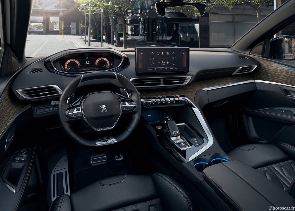 Peugeot 5008 2021