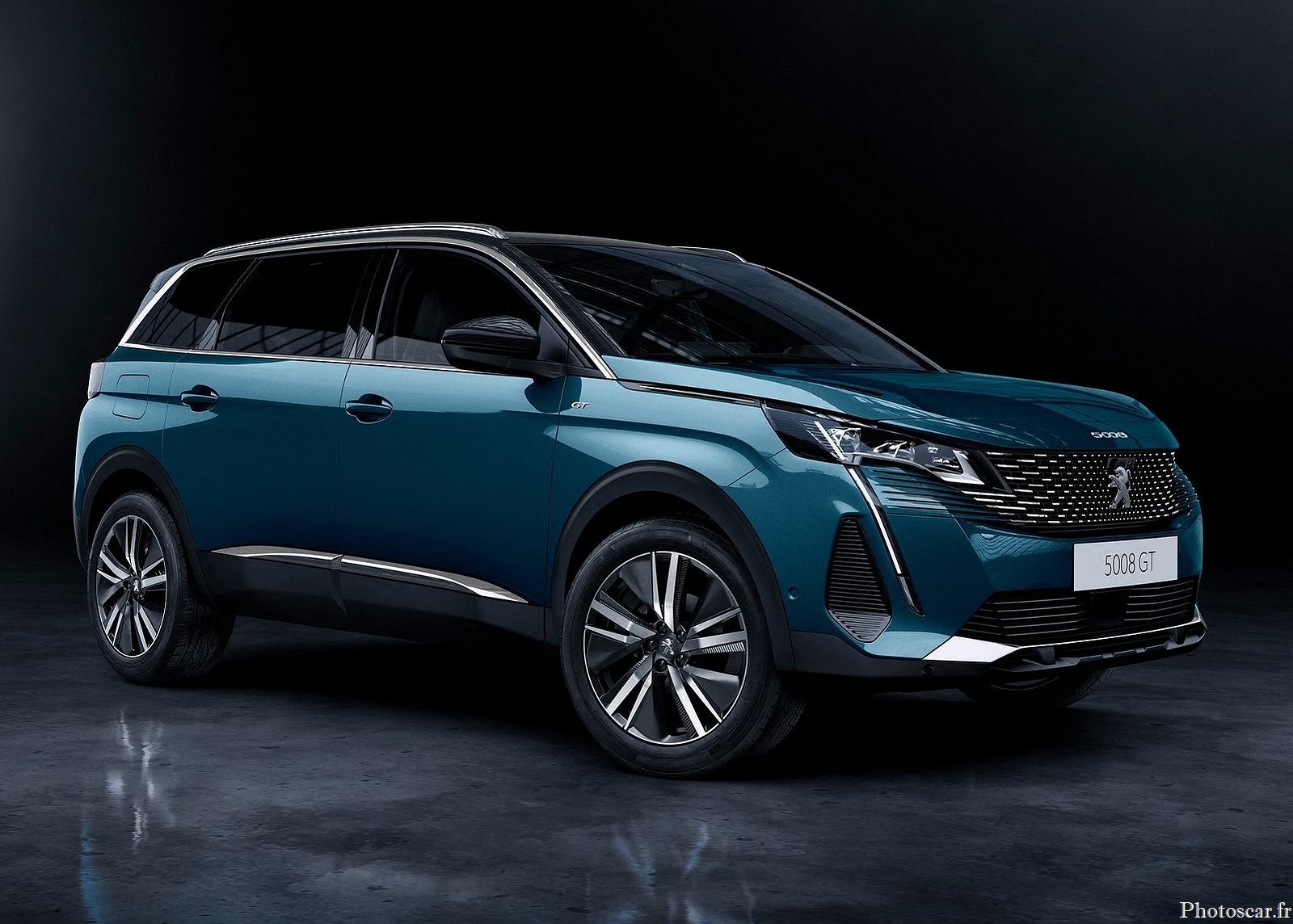 Peugeot 5008 2021