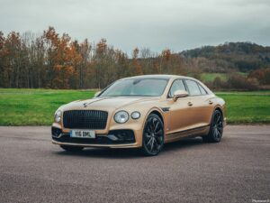 Bentley Flying Spur V8 2021