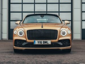 Bentley Flying Spur V8 2021