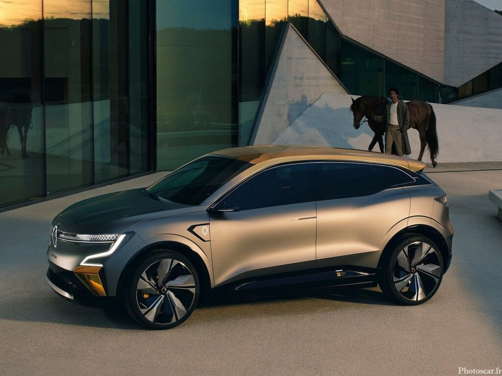 Renault Megane eVision Concept 2020