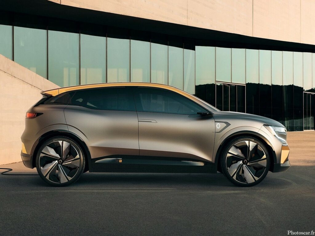 Renault Megane eVision Concept 2020