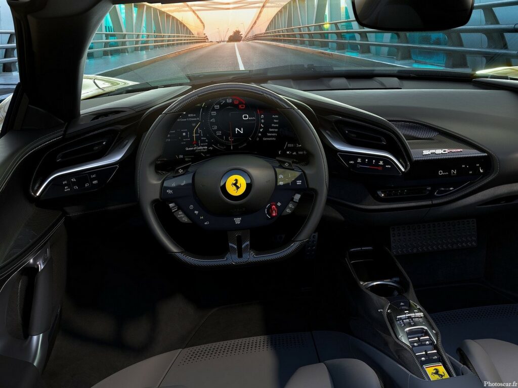 Ferrari SF90 Spider 2021