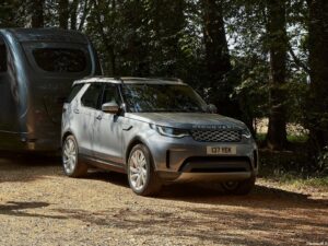 Land Rover Discovery 2021