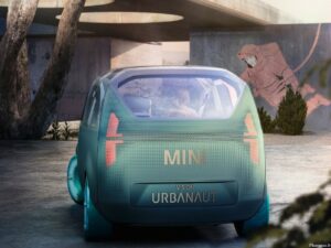 Mini Vision Urbanaut Concept 2020