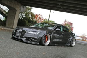Liberty Walk Audi A7