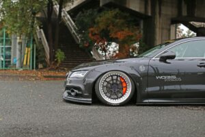Liberty Walk Audi A7