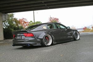 Liberty Walk Audi A7