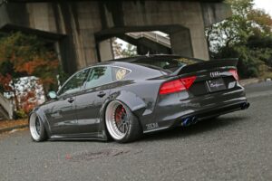 Liberty Walk Audi A7