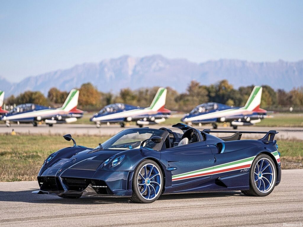 Pagani Huayra Tricolore 2021
