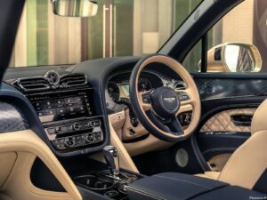 Bentley Bentayga Hybrid 2021