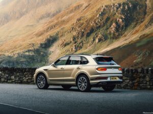 Bentley Bentayga Hybrid 2021