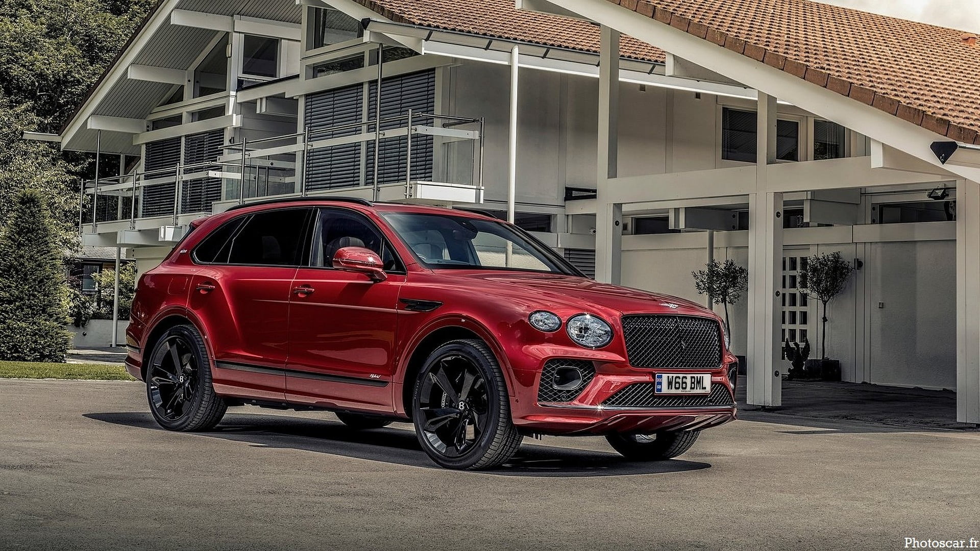 Bentley Bentayga Hybrid 2021
