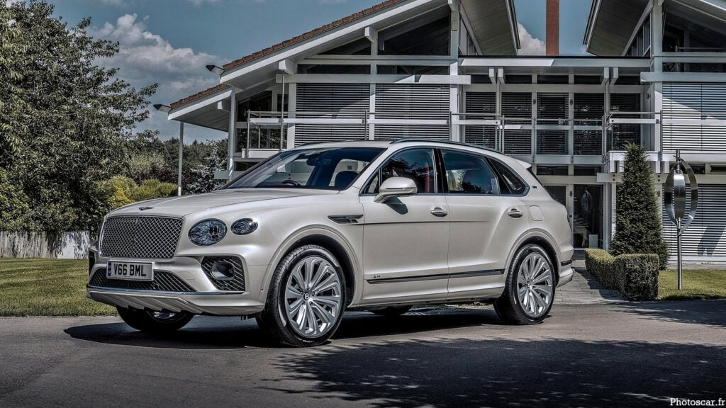 Bentley Bentayga Hybrid 2021