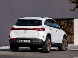 Mercedes Benz EQA 2022