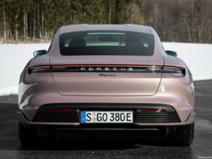 Porsche Taycan 2021