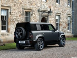 Land Rover Defender V8 2022