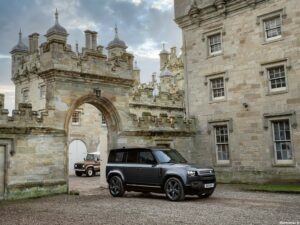 Land Rover Defender V8 2022