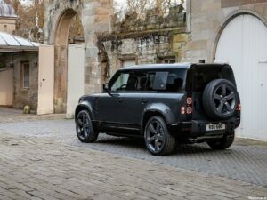 Land Rover Defender V8 2022