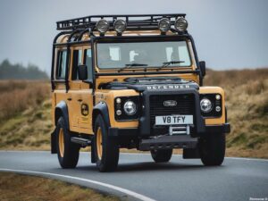 Land Rover Defender Works V8 Trophy 2021