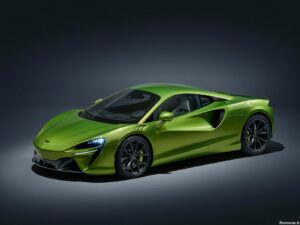 McLaren Artura 2022