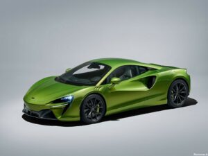 McLaren Artura 2022